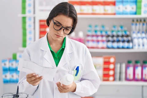 Praca Farmacja